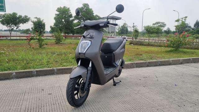 Distribusi Motor Listrik Honda EM1 e: Capai 200 Unit per Bulan