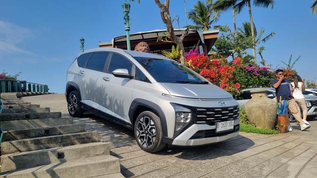 Perdana Muncul di GIIAS, Hyundai Stargazer X Laris Manis?