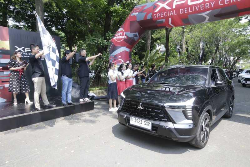 Konsumen Mitsubishi XFORCE Sudah Bisa Bawa Pulang Mobilnya ke Garasi