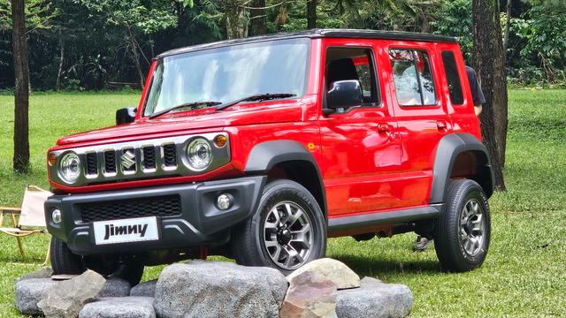 Isu ‘Gorengan’ Bikin Suzuki Jimny Laris, Indennya Sudah Setahun!