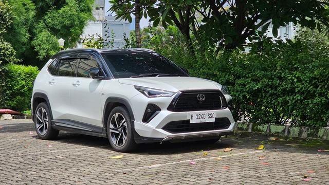 Jokowi Pastikan Mobil Hybrid Bakal Dapat Insentif Seperti Listrik