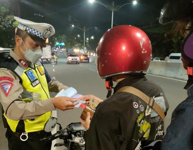 Polisi Mau Terapkan Tilang Sistem Poin, SIM Bisa Dicabut!