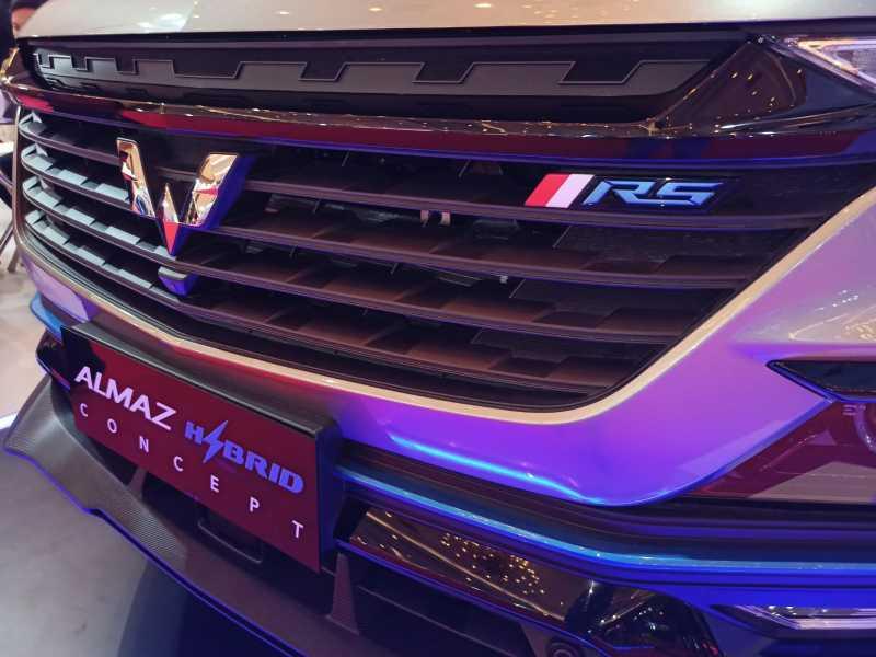 Meluncur Kamis Ini, Konsumsi BBM Wuling Almaz Hybrid 21,7 km Perliter