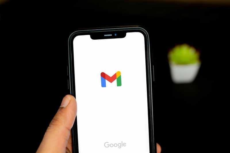 Siasat Google Bikin Penipu Panik: Centang Biru buat Akun Resmi Gmail