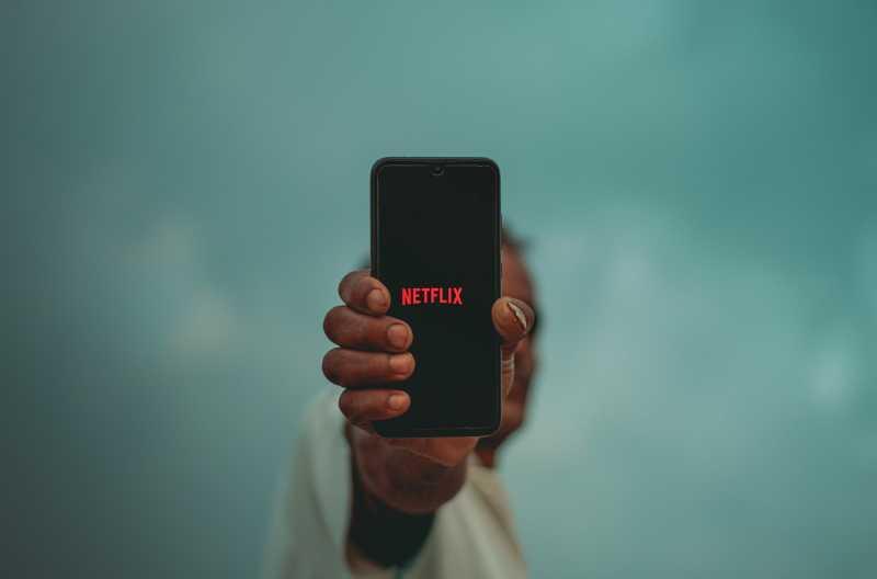 Sharing Password di Netflix Bikin 1 Juta User Kabur