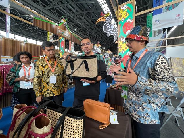 3 UMKM Lokal Binaan Telkom Go Global, Ikut Ajang Pameran di China 