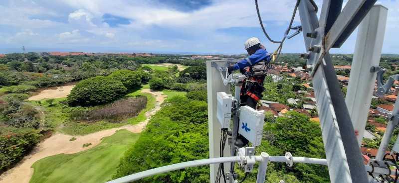 Hemat Energi, XL Axiata Gencarkan ‘Green BTS’ Hingga 90 Persen