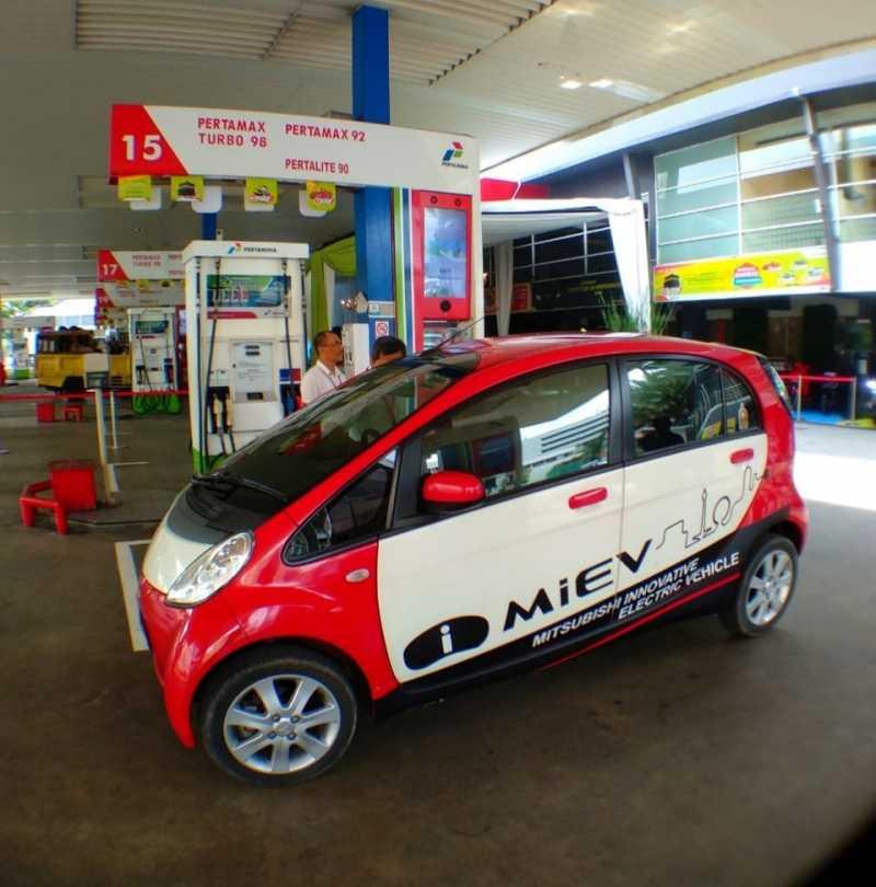 Selain Mobil Listrik, Mitsubishi juga Support Infrastruktur Quick Charger