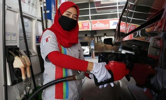 Harga Pertamax Rp16 Ribu per Liter, Pemilik Kendaraan Listrik Tertawa