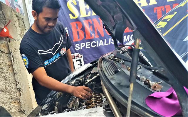 Mobil Banyak Aksesoris dan Pelek Lebar Bikin BBM Boros