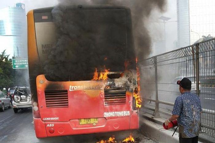 Nostalgia, Penyebab Kebakaran Bus Transjakarta yang Perlu Diantisipasi Saat Ini