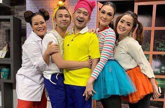 Pesbukers, Saur Seger dan Gado-gado Sahur Kena Semprit KPI