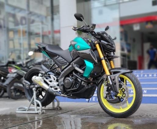 Modifikasi Yamaha MT-15 Hyper Naked