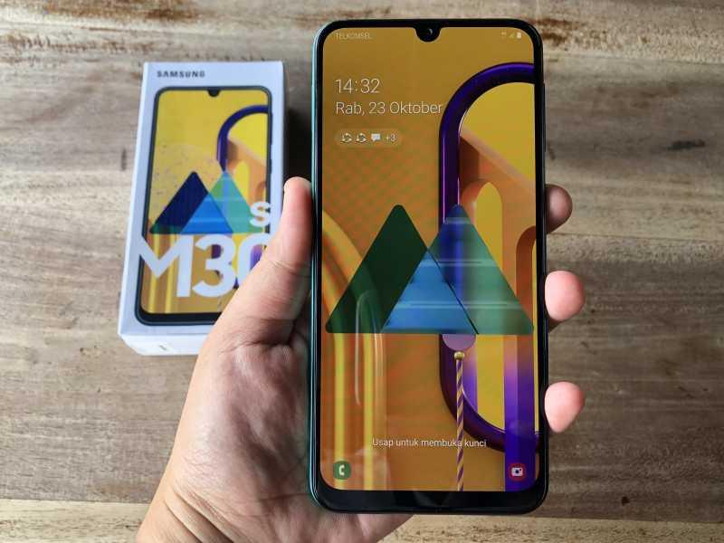 FOTO: Melihat Detail Bodi Samsung Galaxy M30s