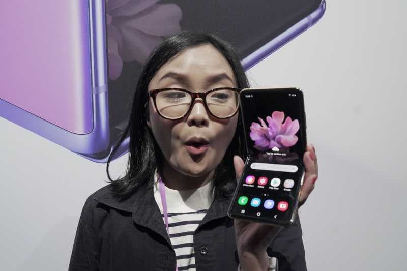 Samsung Galaxy Z Flip 5G Kini Turun Harga