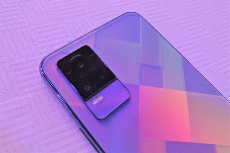 Terkonfirmasi, vivo V21 Usung Kamera 44MP AF Super Night Selfie