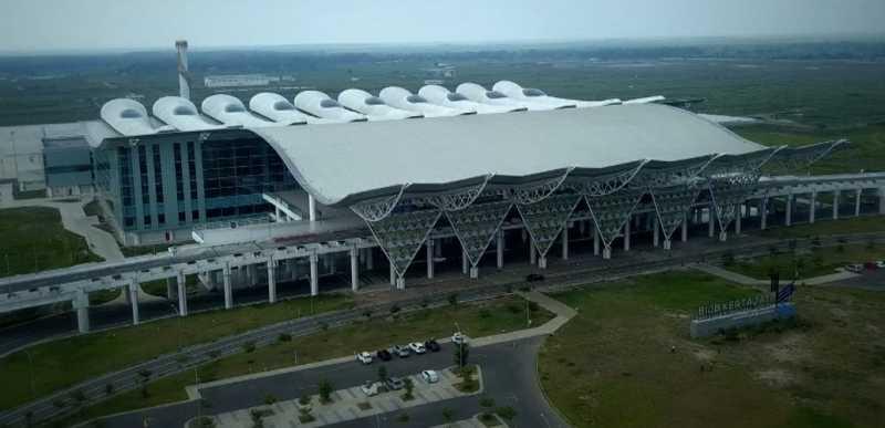 Ini Pesawat Pertama yang Mendarat di Bandara Kertajati