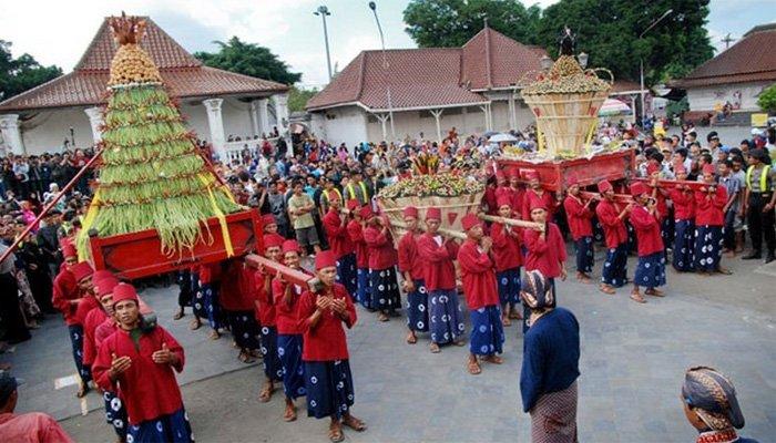 Ritual Adat Solo Berikut Ini Masih Terjaga Kelestariannya