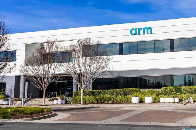 2022, Arm Hentikan Dukungan Prosesor 32-bit, Fokus di 64-bit