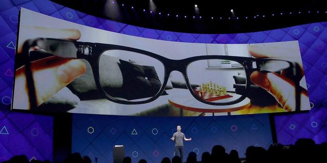 Rumor Facebook Bikin Kacamata Pintar Bareng Ray-Ban