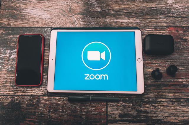 Masih Banyak WFH, Zoom Rombak Tampilan Video Call