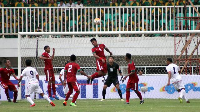 Pelatih Myanmar Anggap Timnas Indonesia Tak Lebih Kuat