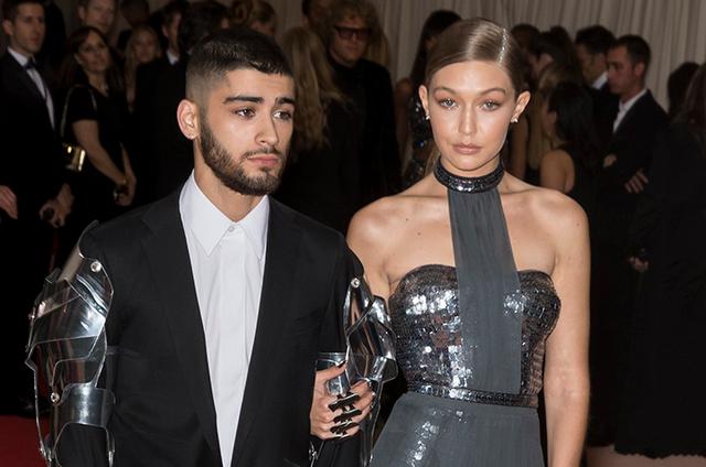 Zayn Malik Ulang Tahun, Gigi Hadid Beri Hadiah Kecupan Mesra