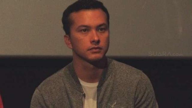 Nicholas Saputra Jadi Makhluk Supranatural di Film "Interchange"