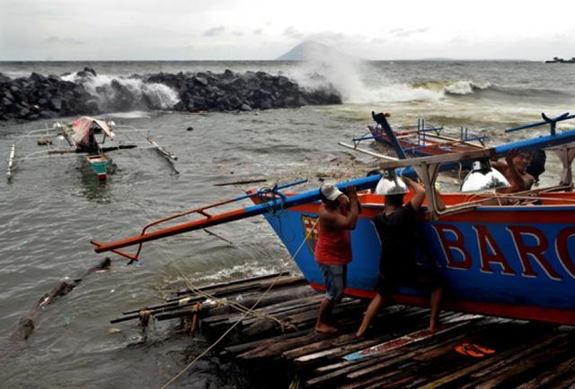  Mengharukan, Ini Impian Kepala Desa di Pulau Terpencil 