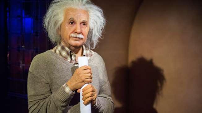 Mutasi Genetik Langka, Rambut Perempuan Ini Mirip Albert Einstein