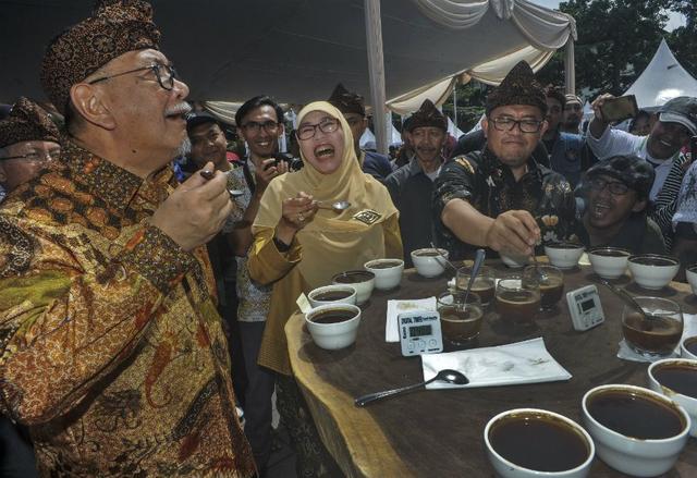  Kopi Terbaik Dunia Meriahkan Festival Ngopi Saraosna di Bandung 