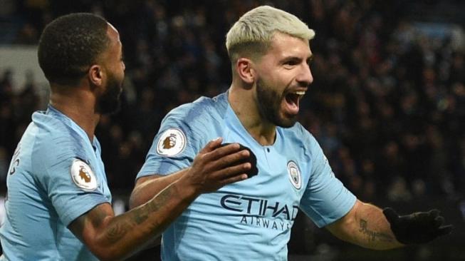 Aguero Hattrick, Manchester City Benamkan Arsenal di Etihad Stadium