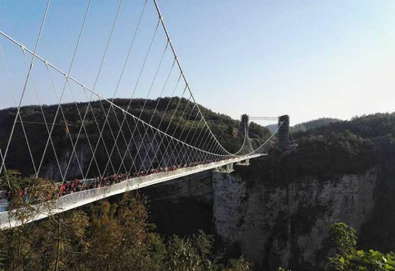  Skywalk Terpanjang di Dunia, Jadi Destinasi Wisata Baru di China 