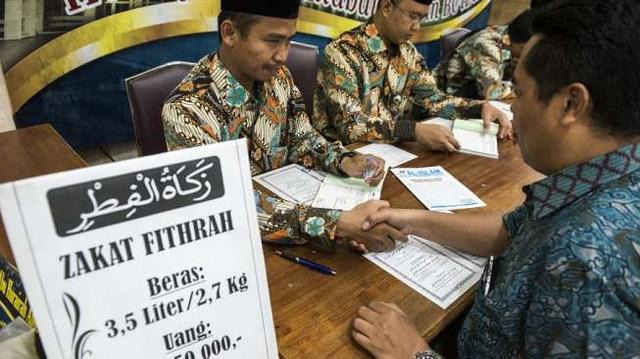 Dilirik Kaum Milenial, Tren Bayar Zakat Online Meningkat