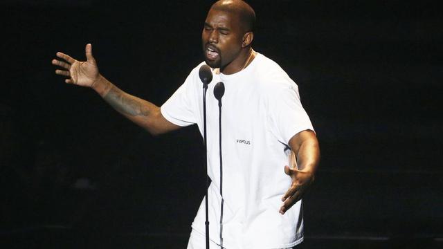 Kanye West Ganti Nama Jadi YE