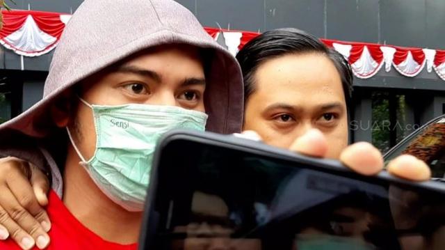 Minta Maaf ke Fairuz A Rafiq, Galih Ginanjar Ungkit Jasanya di Masa Lalu