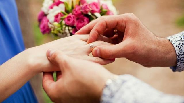 Waspadai Dampak Psikologis Pertanyaan Kapan Nikah