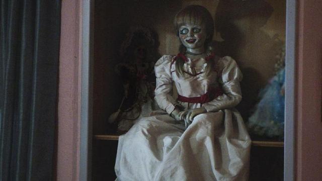 Annabelle dan Boneka Menyeramkan di Dunia