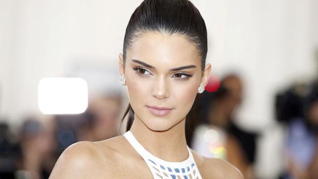 Rahasia Tampil Fotogenik ala Kendall Jenner