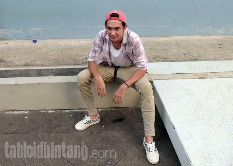 Heboh Mati Lampu, Adipati Dolken Bagikan Tips Ini