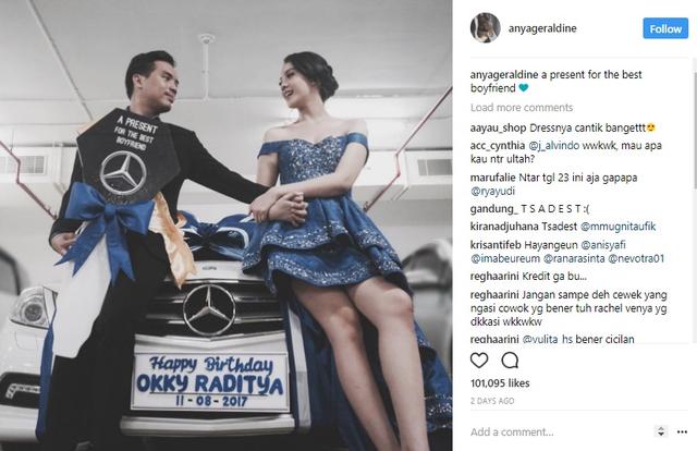 Wow, Selebgram Anya Geraldine Berikan Hadiah Mobil Mewah untuk Pacarnya!