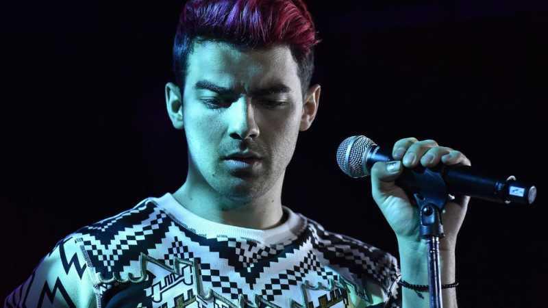 Joe Jonas Klaim Dengar Rencana Reuni My Chemical Romance