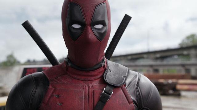 Lawan Kanker, Deadpool Lelang Kostum Jambon