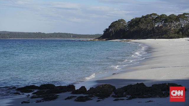 7 Pantai di Spanyol yang Bisa Dinikmati Tanpa Busana