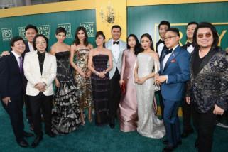 Pemain Crazy Rich Asians Tak Sadar Betapa Kuatnya Film Mereka