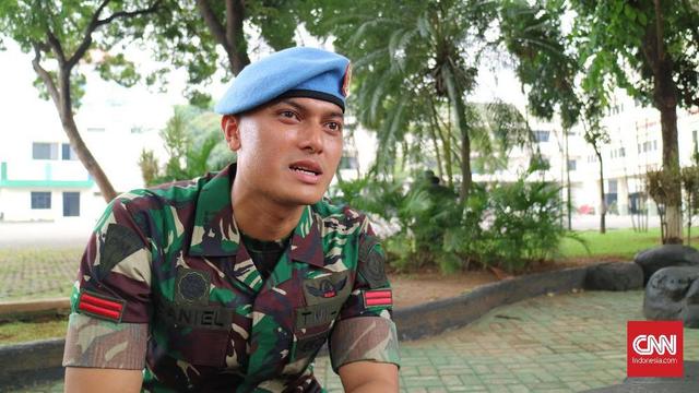 Daniel Paspampres Ganteng, Rela Jauh dari Pacar demi Negara