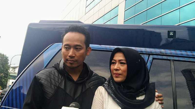 13 Tahun Berkeluarga, Denny Cagur dan Istri Sudah Tak Saling Cemburu