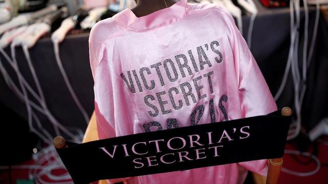 Bos Victorias Secret Minta Maaf Telah Sindir Transgender