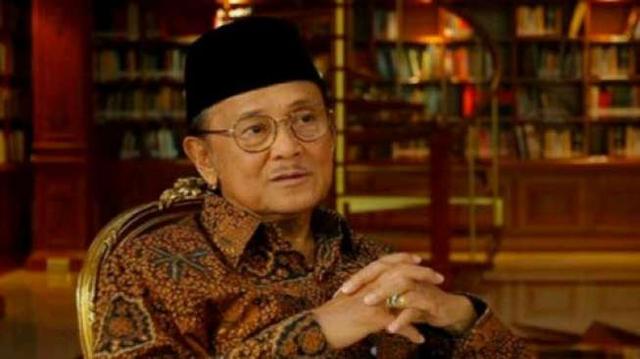 Tahukah Anda BJ Habibie Dijuluki Mr Crack? Ini Asal-usulnya