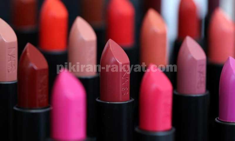 Lipstik Berbahan Dasar Buah Jamblang, Mau Coba?